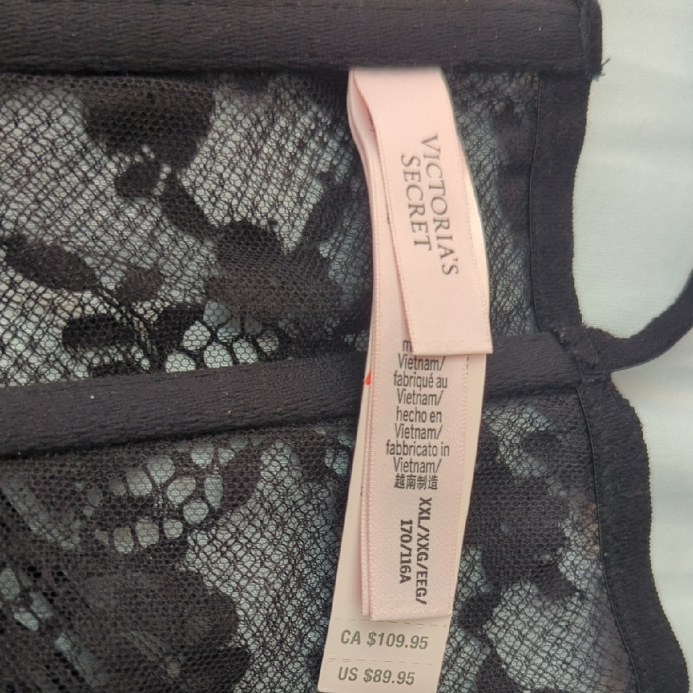 Victoria's Secret Black Floral Lace Top - Picture 6 of 9